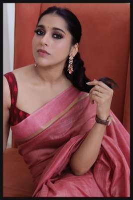 Rashmi Gautam Pics - 2 of 7