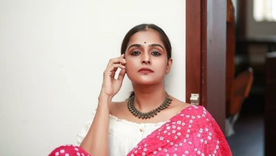 Remya Nambeesan New Photos - 2 of 4