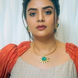 Sreemukhi Photos