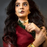 Sreemukhi Photos