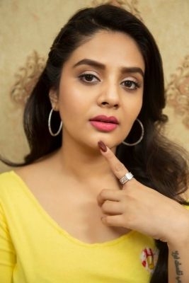 Sreemukhi Photos - 1 of 8