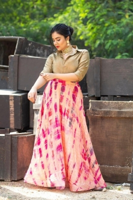 Sreemukhi Photos - 12 of 15