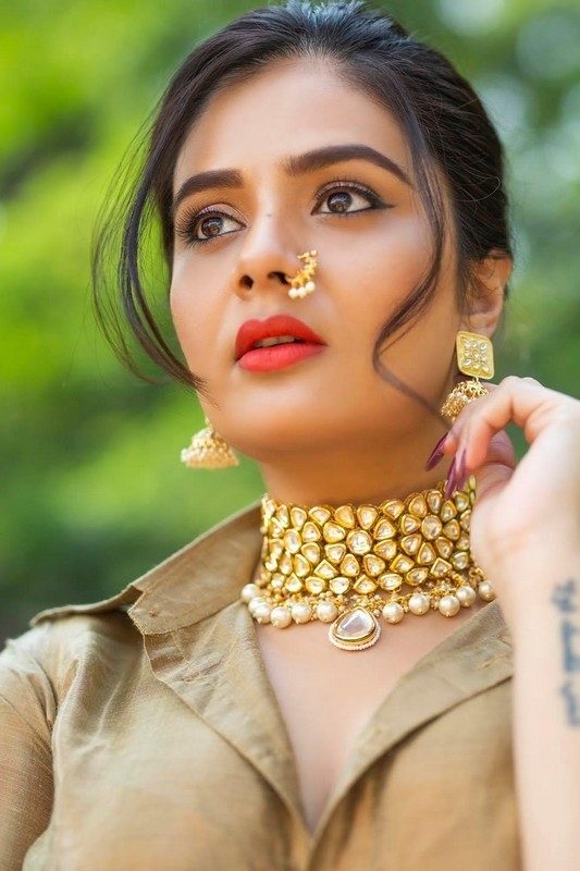 Sreemukhi Photos - 2 / 15 photos