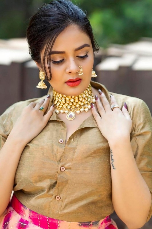 Sreemukhi Photos - 15 / 15 photos