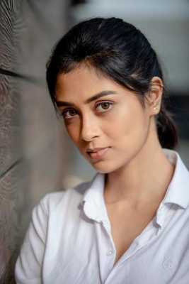 Vedieka Dutt Photos - 4 of 4
