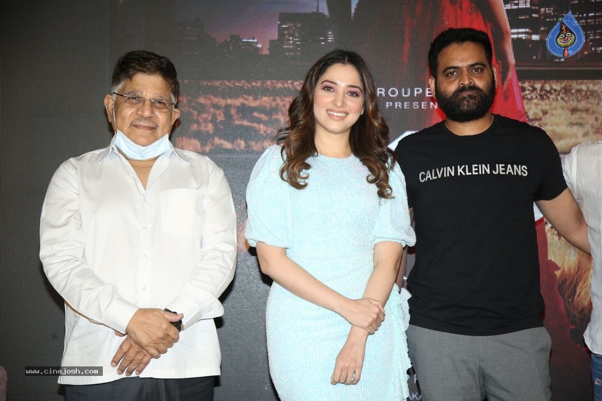 11th Hour Web Series Press Meet - 4 / 21 photos