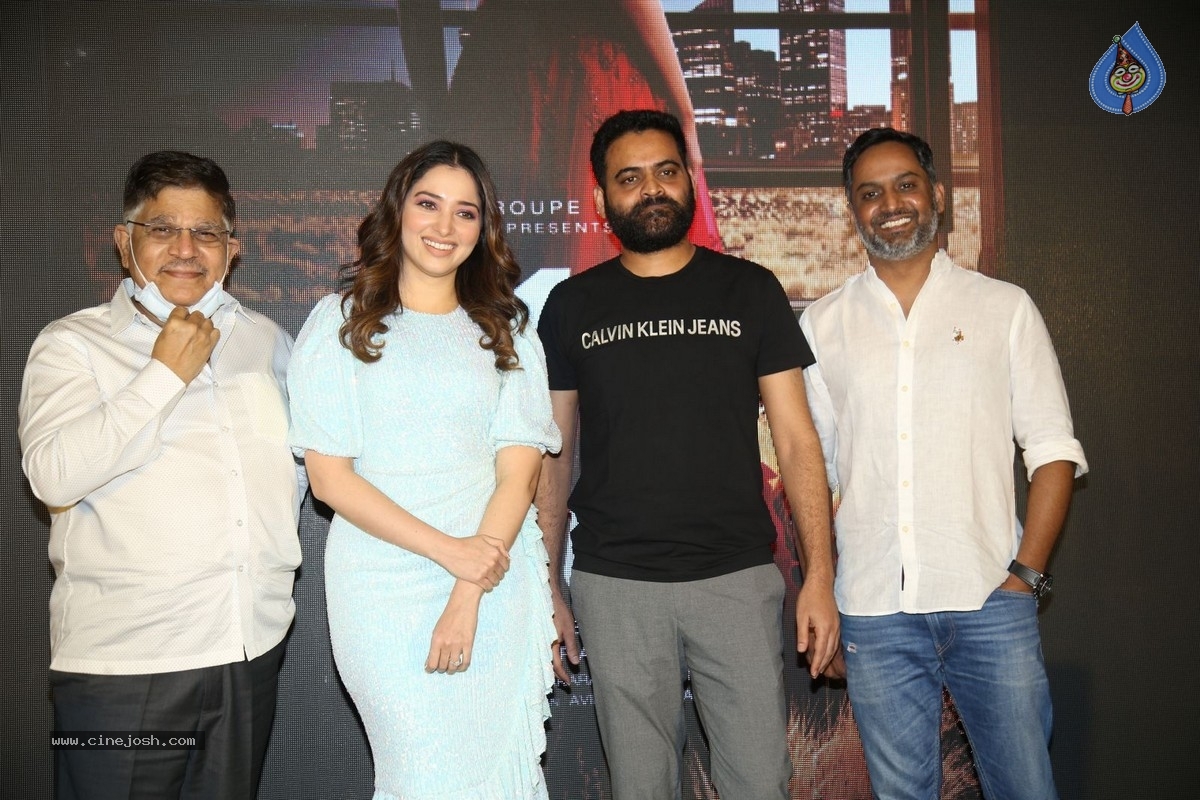 11th Hour Web Series Press Meet - 6 / 21 photos