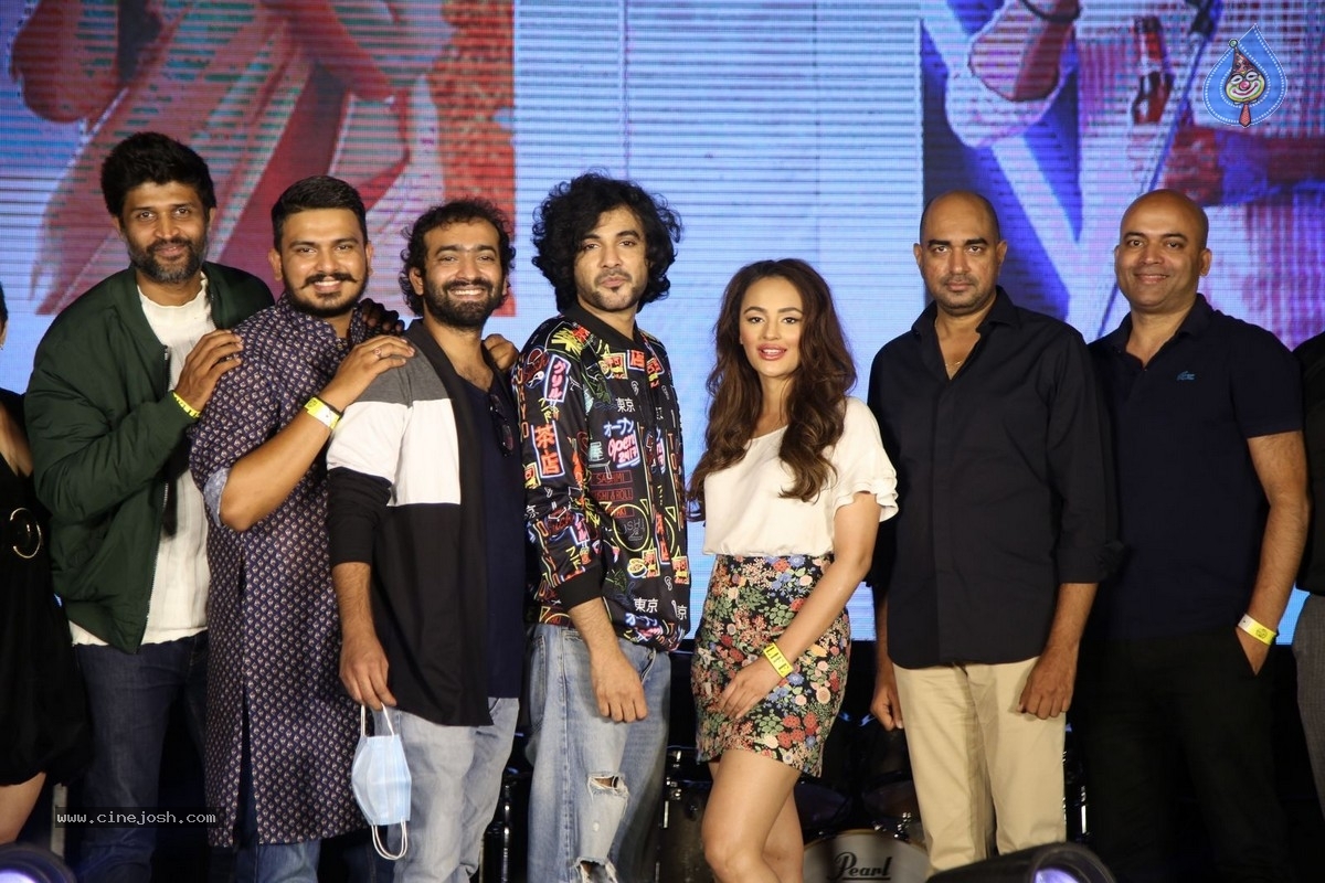 Maa Vintha Gadha Movie Pre Release Event - 2 / 21 photos