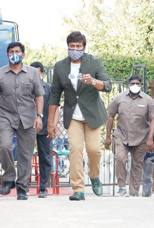 Megastar Chiranjeevi from Sam Jam shoot - 1 / 6 photos