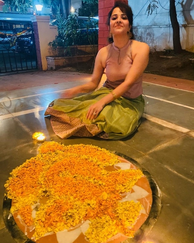 Celebrities Diwali Celebrations - 4 / 21 photos