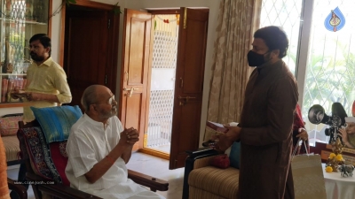 Chiru Meets K Viswanath - 9 of 20