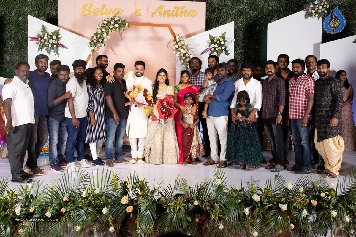 Editor Selva RK Wedding Reception Photos - 5 / 9 photos