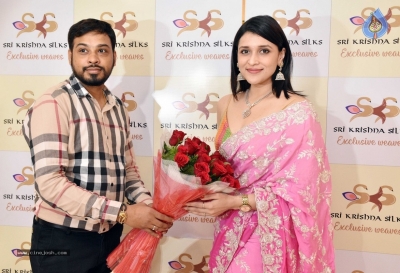 Mannara Chopra Launches Sri Krishna Silks Wedding Collection - 10 of 21