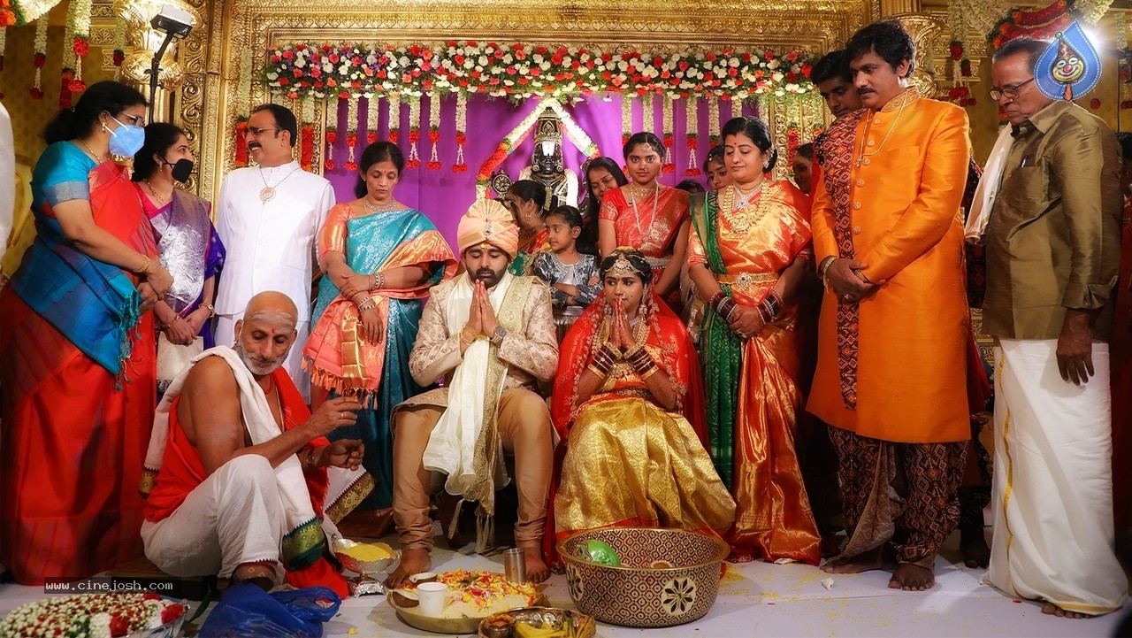 Raghu Kunche Daughter Raga Pushyami Wedding Photos - 3 / 10 photos