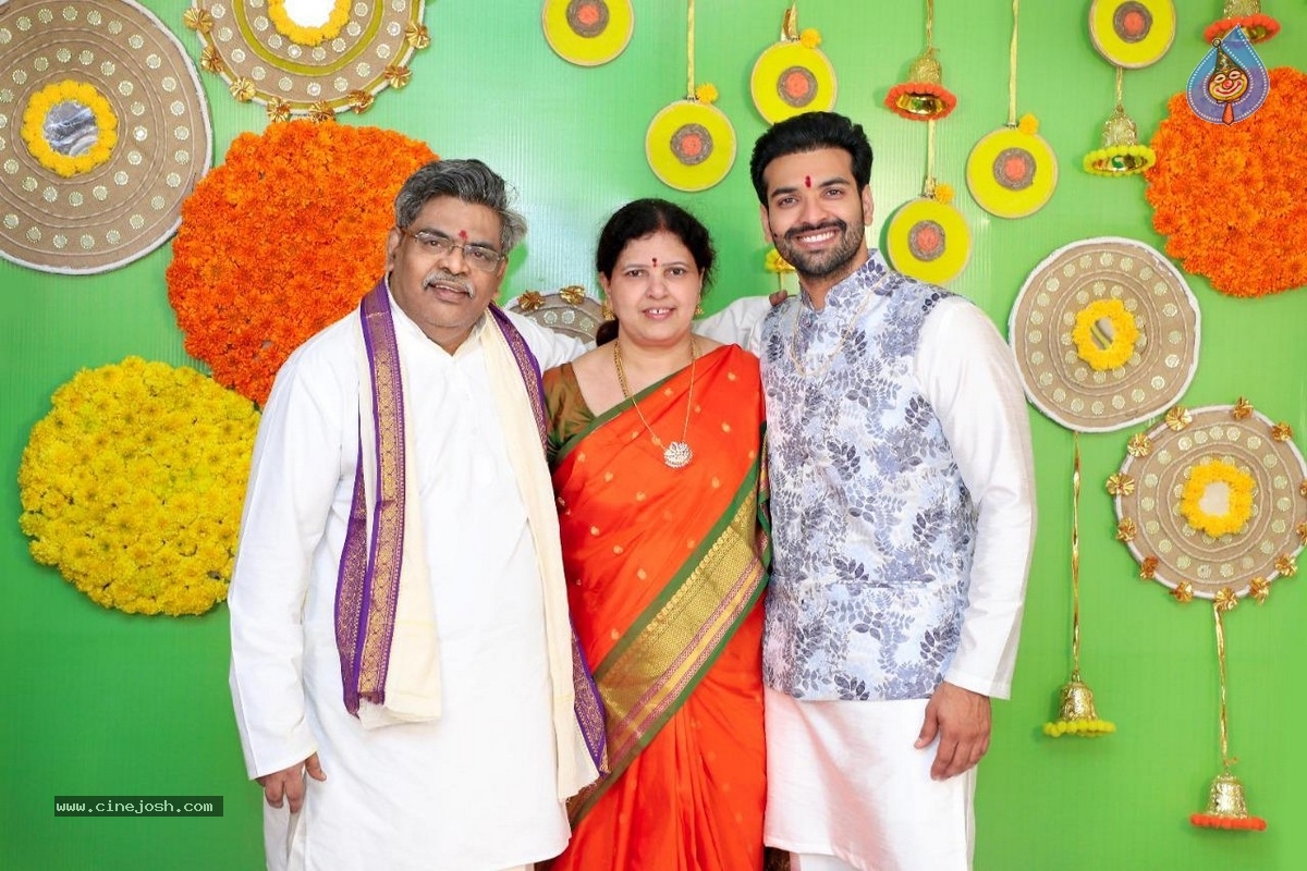 Sirivennela Seetharama Sastry Elder Son Wedding Photos - 6 / 9 photos