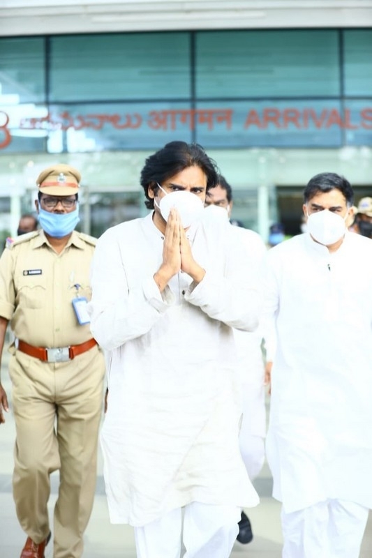 Pawan Kalyan Latest Clicks - 4 / 4 photos