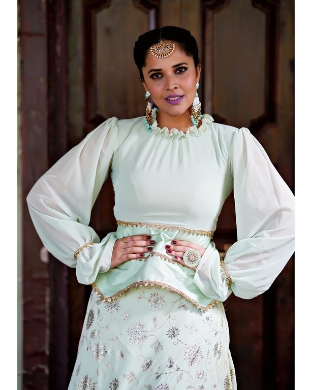 Anasuya Bharadwaj Photos - 7 / 12 photos