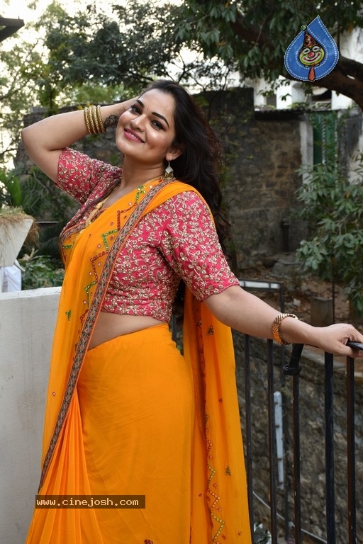 Ashwini Photos - 16 / 20 photos