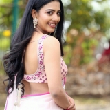 Daksha Nagarkar Photos
