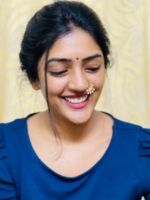 Eesha Rebba Photos - 1 of 4