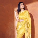 Raashi Khanna Photos