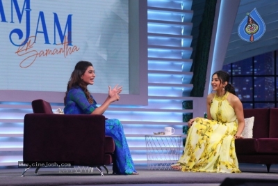 Rakul Preet and Director Krish from the sets of SamJam - 17 of 21