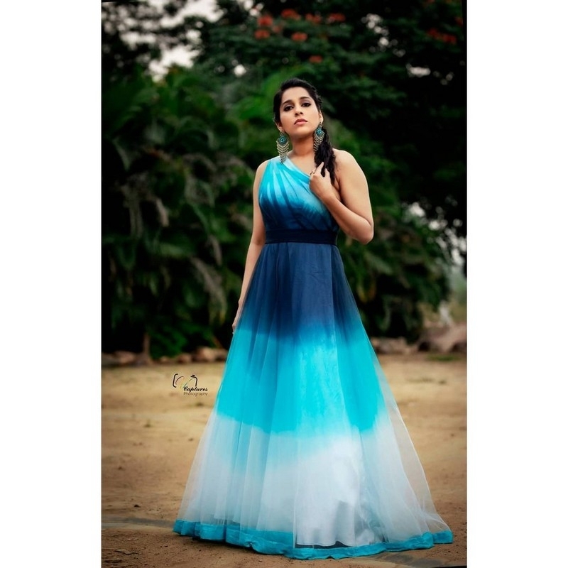 Rashmi Gautam Pics - 1 / 4 photos
