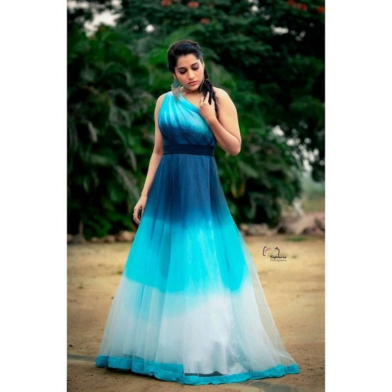 Rashmi Gautam Pics - 2 / 4 photos