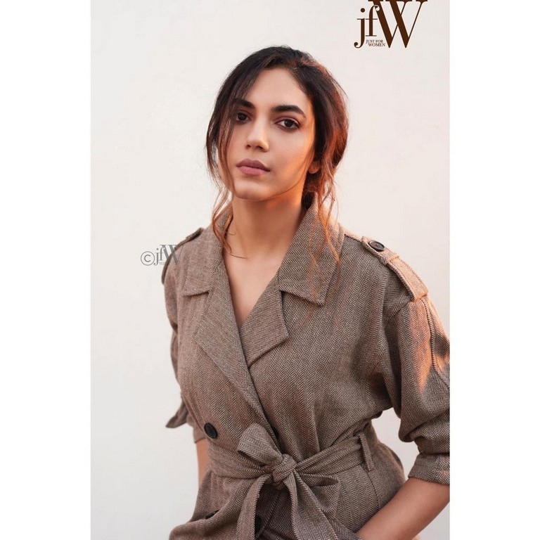 Ritu Varma Photos - 5 / 5 photos