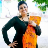 Roja Selvamani Photos