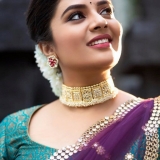 Sreemukhi Photos