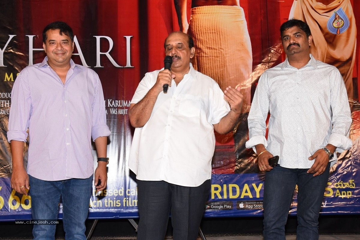 Dirty Hari Trailer Launch - 1 / 18 photos