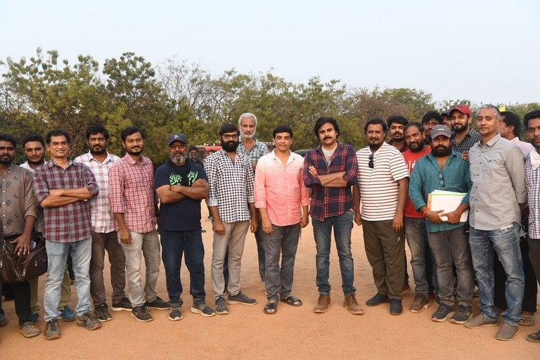 Pawan Wraps up Vakeel Saab Shooting - 2 / 4 photos