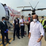 Rajinikanth leaves to Hyderabad for Annaatthe shoot