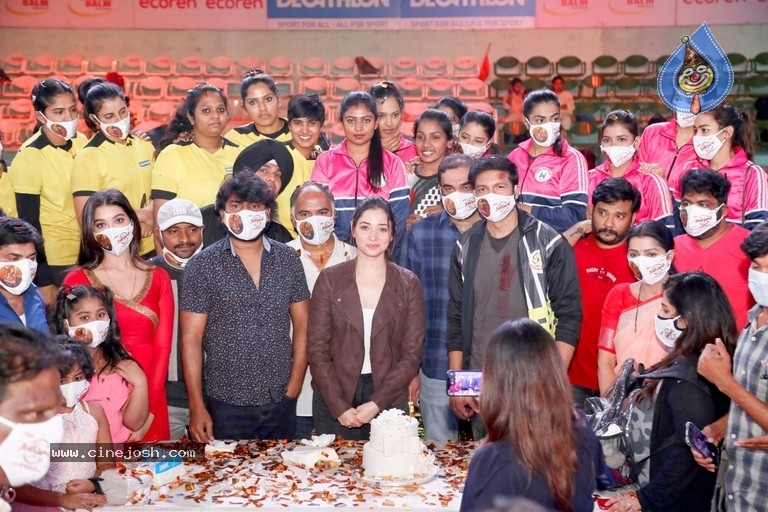 Tamannaah Birthday Celebrations - 1 / 11 photos