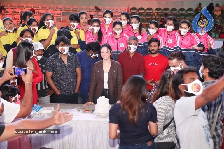 Tamannaah Birthday Celebrations - 9 / 11 photos