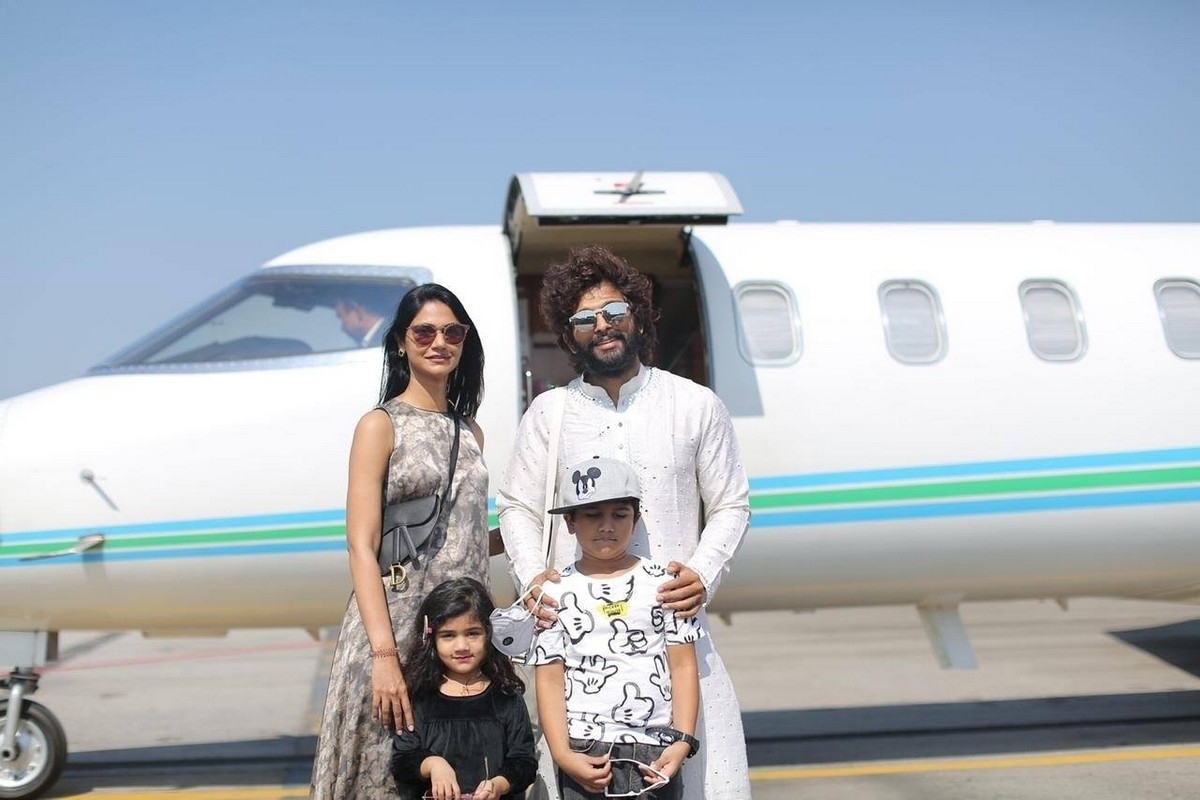 Allu Arjun Family attends Niharika wedding  - 4 / 4 photos