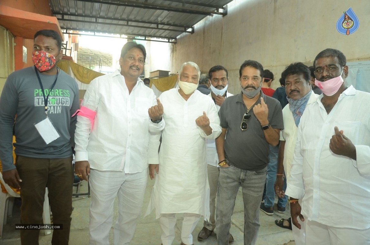 Celebrities cast their Vote GHMC Elections 02 - 23 / 57 photos