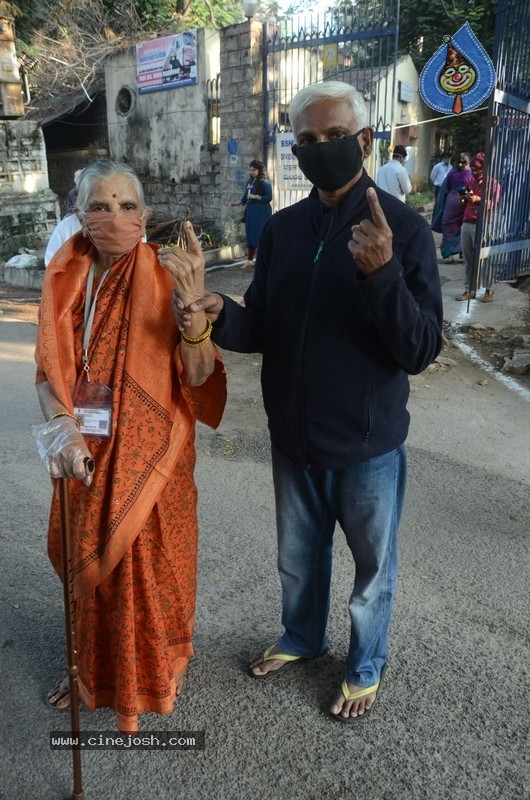 Celebrities cast their Vote GHMC Elections 02 - 36 / 57 photos