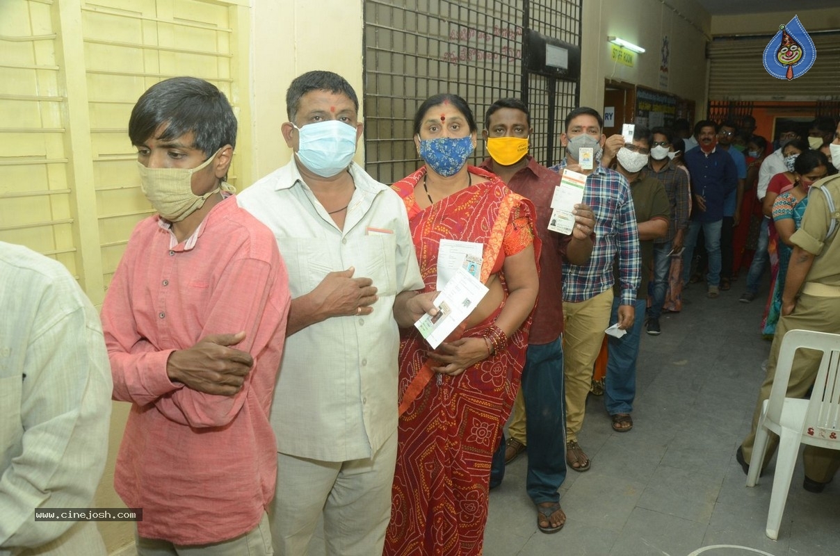 Celebrities cast their Vote GHMC Elections 02 - 41 / 57 photos