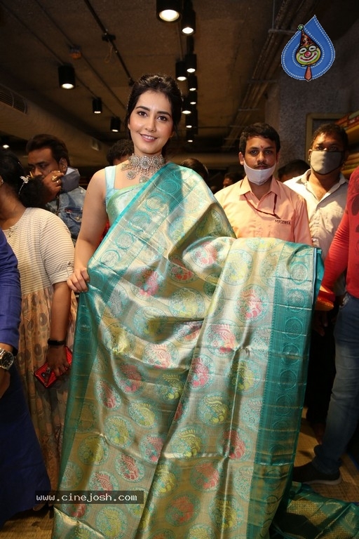 Mugdha Art Studio at Patny Centre - 23 / 40 photos