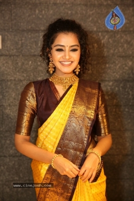 Mugdha Art Studio at Patny Centre - 30 of 40
