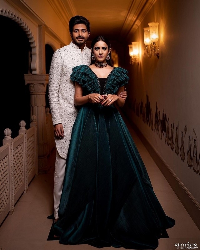Ram Charan Enjoying With His Family At Niharika Sangeet - 5 / 6 photos