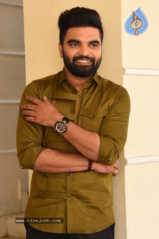Pradeep Machiraju Photos - 10 / 16 photos