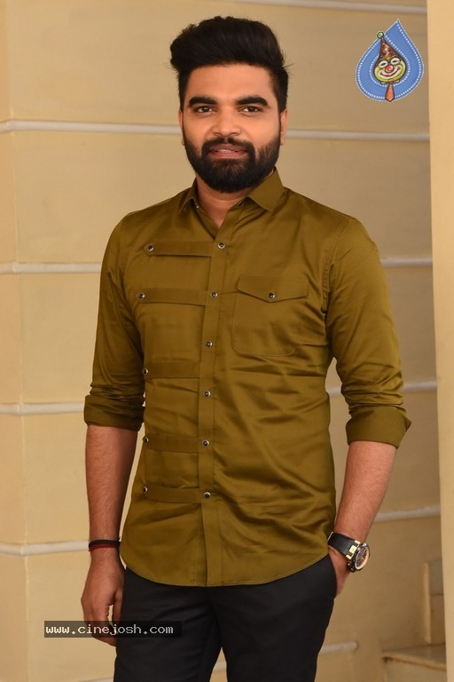 Pradeep Machiraju Photos - 11 / 16 photos