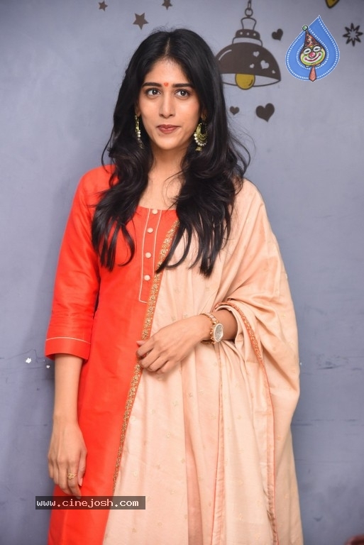 Chandini Chowdary Photos - 4 / 18 photos