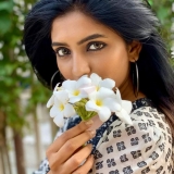 Eesha Rebba Pics