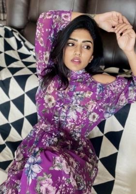 Eesha Rebba Pics - 3 of 4