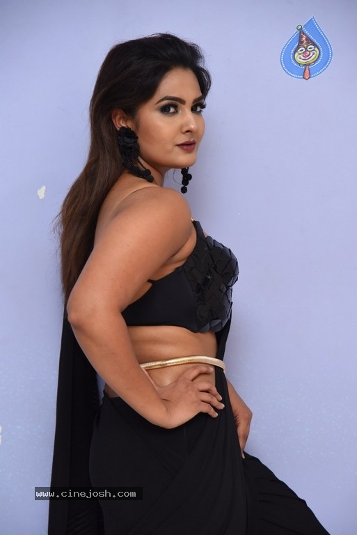 Neha Deshpande Pics - 2 / 17 photos