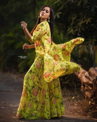 Rashmi Gautam Photos - 7 of 7